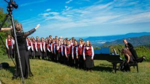 Children’s Choir Performs in Shenandoah National Park