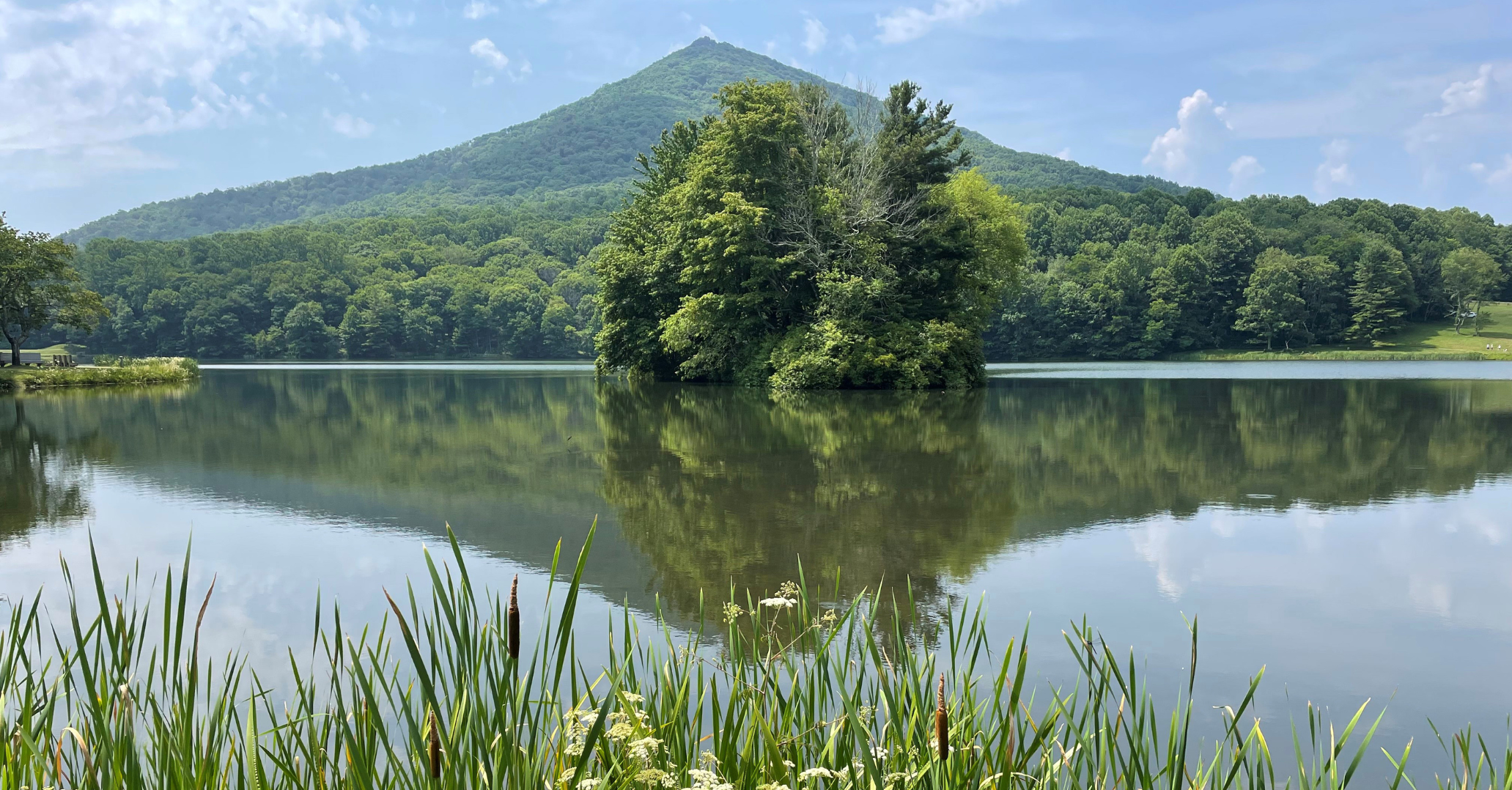 Peaks of Otter by Rich Grant and courtesy of Virginia Tourism Corporation.
